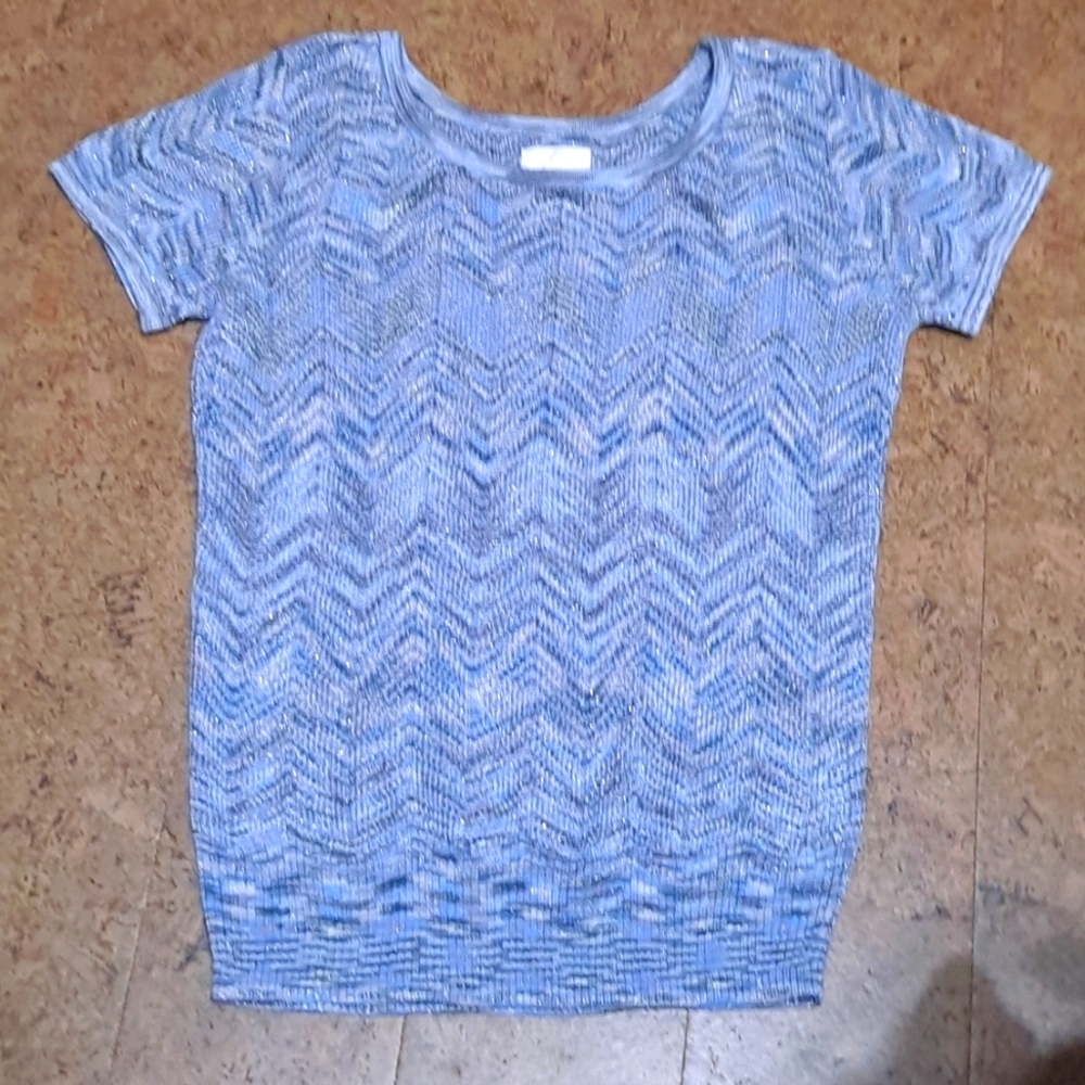 Sparkling bue Chevron Knit Top NWOT